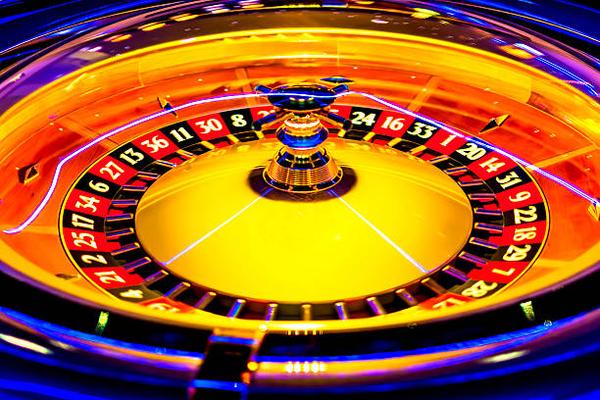 Find Engaging Baccarat Tables with the best online casino Singapore for Players